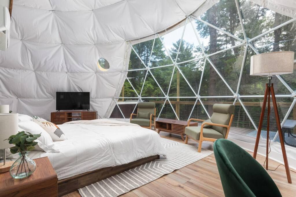 Dream Dome - Romantic Getaway, Hot Tub, Ac, Wifi, National Park 8 Min Лурей Экстерьер фото
