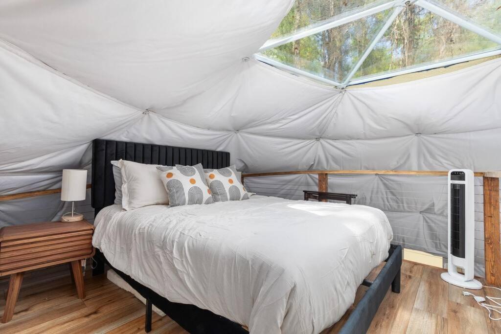 Dream Dome - Romantic Getaway, Hot Tub, Ac, Wifi, National Park 8 Min Лурей Экстерьер фото