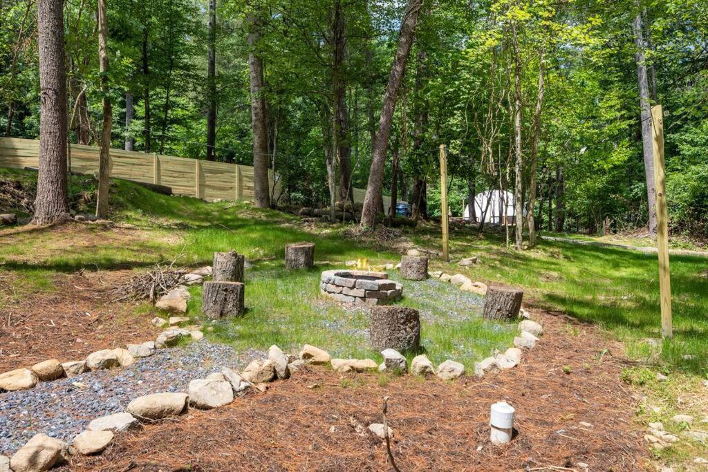 Dream Dome - Romantic Getaway, Hot Tub, Ac, Wifi, National Park 8 Min Лурей Экстерьер фото